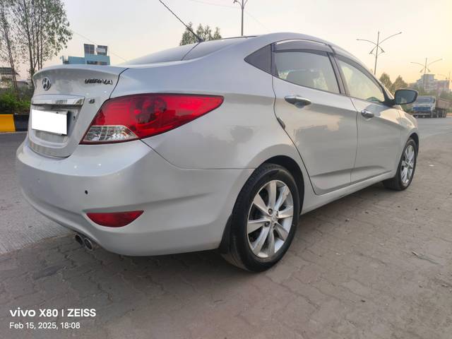 https://images10.gaadi.com/usedcar_image/4383450/original/processed_900c45925eae43c051a138078398fef6.jpg?imwidth=6401