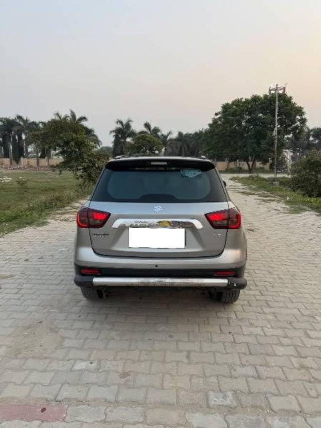 https://images10.gaadi.com/usedcar_image/4383623/original/processed_125eeaec-3b73-4ed4-8d29-6c6134b1347f.jpeg?imwidth=6401