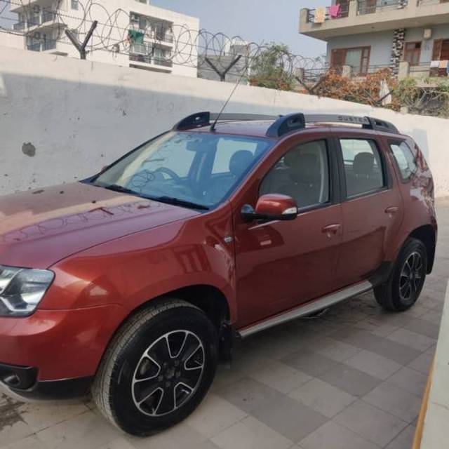 https://images10.gaadi.com/usedcar_image/4384087/original/2e097235fce158746e5fe28a2f03ef79.jpg?imwidth=6400