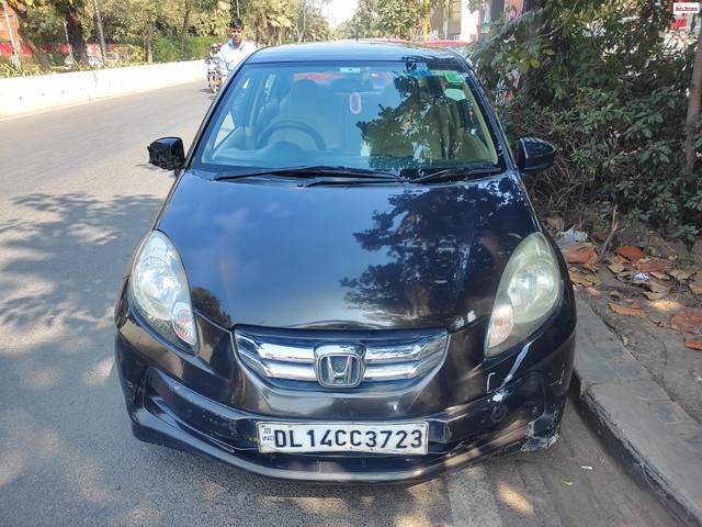 https://images10.gaadi.com/usedcar_image/4384283/original/70a3098ca14cba87d83092cbc13a4731.jpg?imwidth=6400