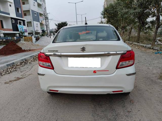 https://images10.gaadi.com/usedcar_image/4384314/original/processed_2c7f908d0ff783e328077d902816b202.jpg?imwidth=6402