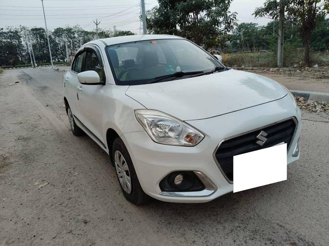 https://images10.gaadi.com/usedcar_image/4384314/original/processed_3e2e1d236573a2bcc6f2a64e853dccc2.jpg?imwidth=6400