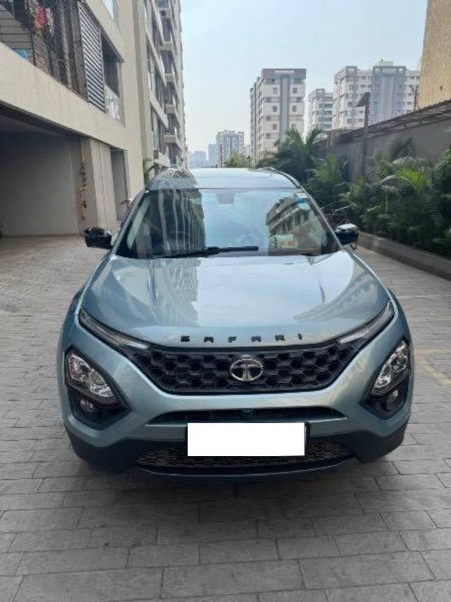 https://images10.gaadi.com/usedcar_image/4384318/original/processed_dc2a7754-0323-45c3-8a13-10e85716194c.jpeg?imwidth=6400