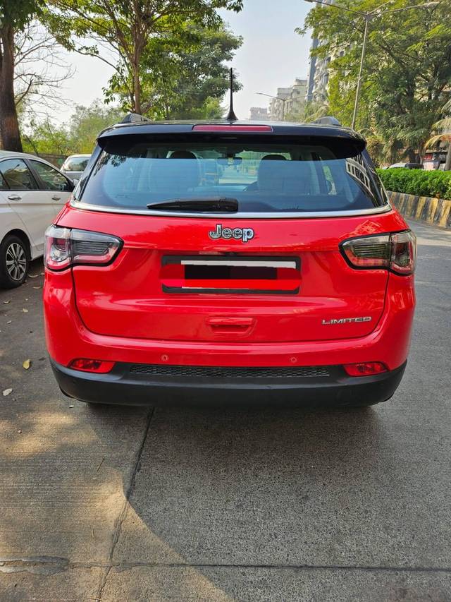 https://images10.gaadi.com/usedcar_image/4384360/original/processed_9e885886573879908e694f773bcffa72.jpg?imwidth=6401