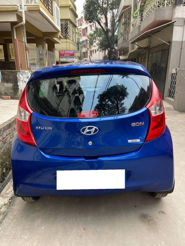 https://images10.gaadi.com/usedcar_image/4384634/original/processed_36021a5ffa2bef734d81f3f335e03315.jpg?imwidth=6402