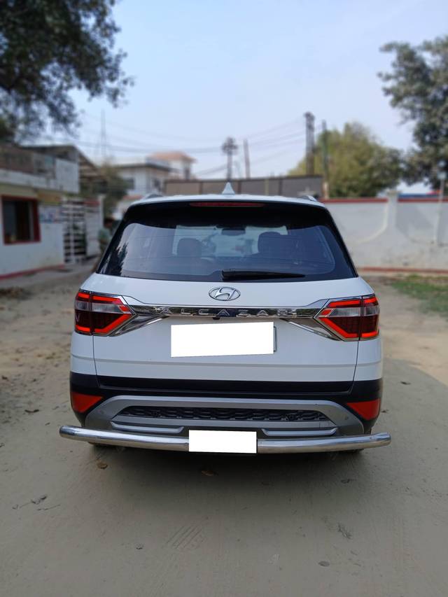 https://images10.gaadi.com/usedcar_image/4384688/original/processed_196ae0a36daee2d0890124eddf2fb050.jpg?imwidth=6402