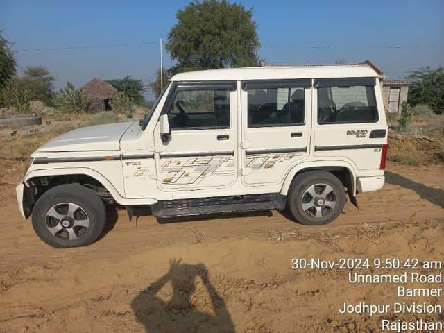 https://images10.gaadi.com/usedcar_image/4384740/original/processed_2b9c2095-de80-4c60-99eb-7e7db39d052d.jpg?imwidth=6400