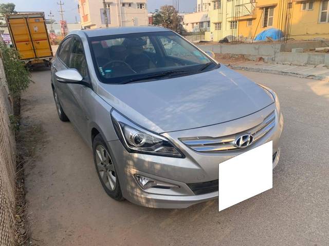 https://images10.gaadi.com/usedcar_image/4384930/original/processed_b0a219d372804dbf990b70f70367c70a.jpg?imwidth=6400