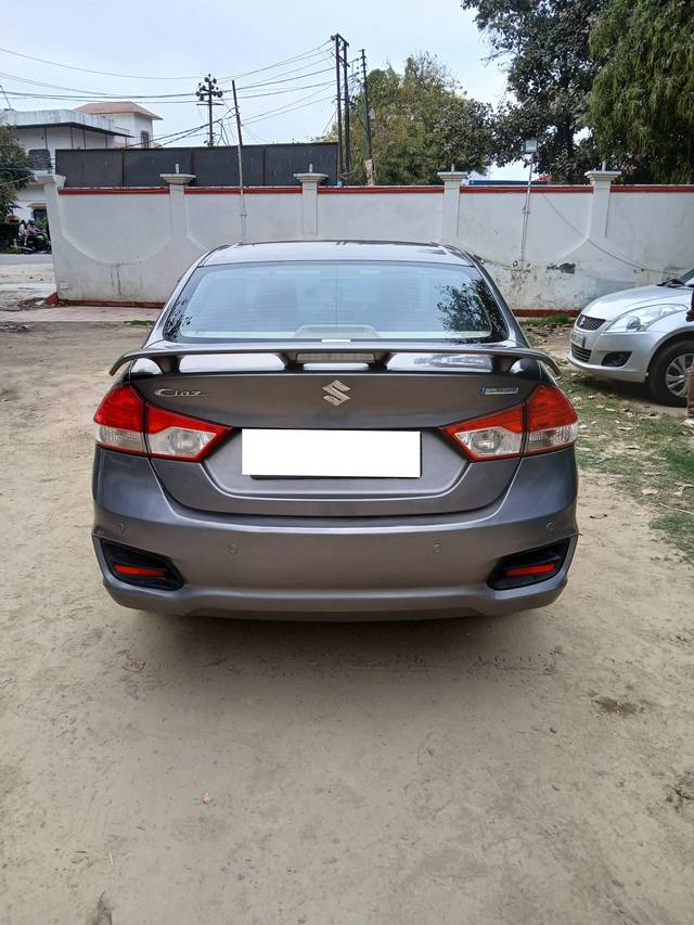 https://images10.gaadi.com/usedcar_image/4384950/original/processed_1831315ed804cca2f1402dc6ee45cfc8.jpg?imwidth=6402