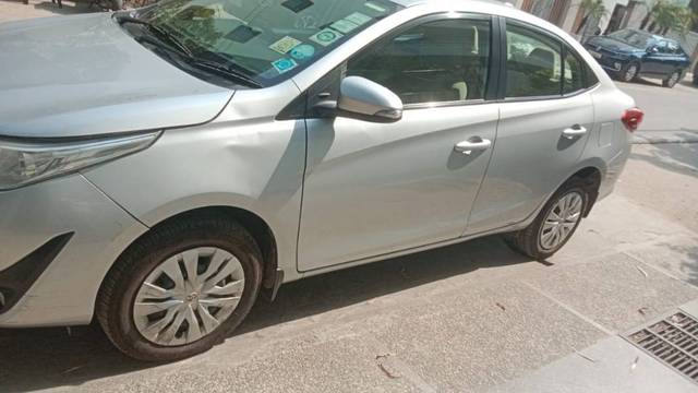 https://images10.gaadi.com/usedcar_image/4385009/original/1f4bcc06aeb2ced2bcf675f8a6153827.jpeg?imwidth=6401