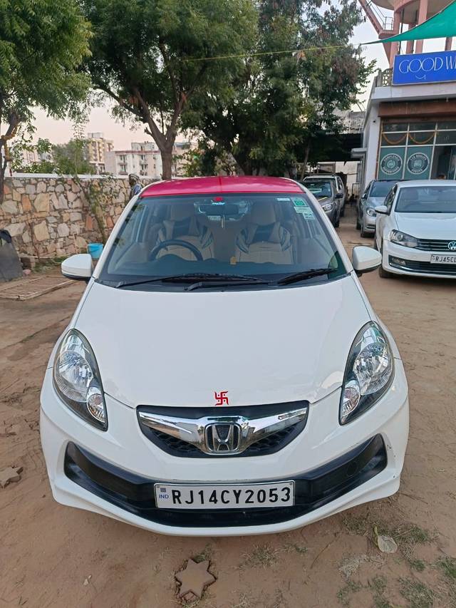 https://images10.gaadi.com/usedcar_image/4385027/original/4404c32f0282e815ddaec359c369a6d1.jpg?imwidth=6400