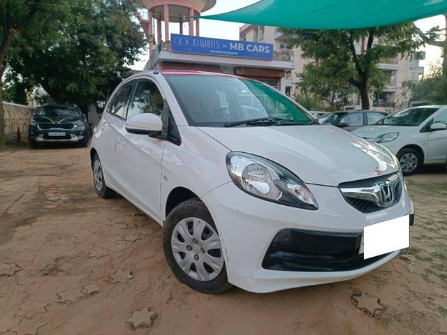 https://images10.gaadi.com/usedcar_image/4385027/original/processed_9191787c72f7aba903bfa823f592d406.jpg?imwidth=6400