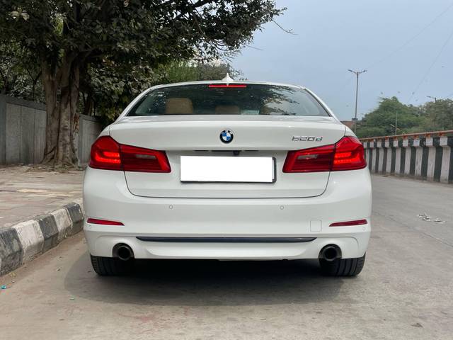 https://images10.gaadi.com/usedcar_image/4385052/original/processed_ff1b6e1b5b8f8b89f8184ec5f0644854.jpg?imwidth=6401