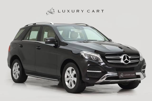 https://images10.gaadi.com/usedcar_image/4385113/original/processed_4fb530ed9f42ffeb3353e671506759a0.jpg?imwidth=6400