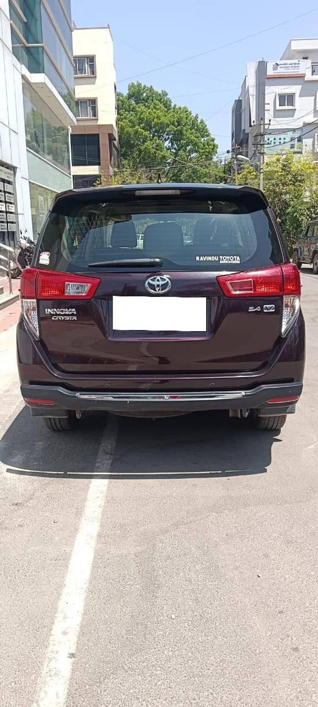 https://images10.gaadi.com/usedcar_image/4385142/original/processed_e42135ceb85e56e977ed9e2abf7db219.jpg?imwidth=6402