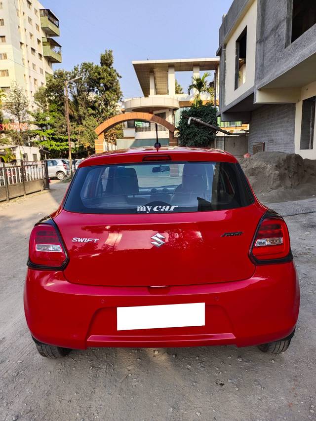 https://images10.gaadi.com/usedcar_image/4385182/original/processed_c7fe0c240cc13bf2aa7c73fbe1aa611c.jpg?imwidth=6401