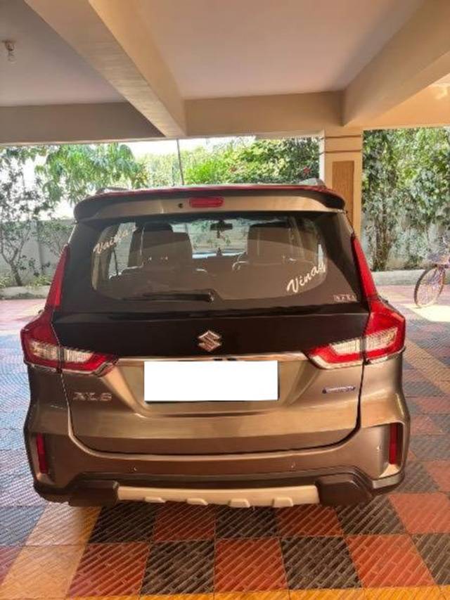 https://images10.gaadi.com/usedcar_image/4385263/original/processed_05ecf3c8-cc37-4863-a146-892d99f7f14c.jpeg?imwidth=6402