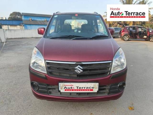 https://images10.gaadi.com/usedcar_image/4385274/original/d397eb381c3f28d2bddd900a64683ad1.jpeg?imwidth=6400