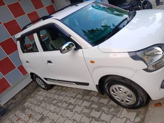 https://images10.gaadi.com/usedcar_image/4385376/original/processed_f8f00436-94df-4e12-aa18-283d23a8e516.jpg?imwidth=6401