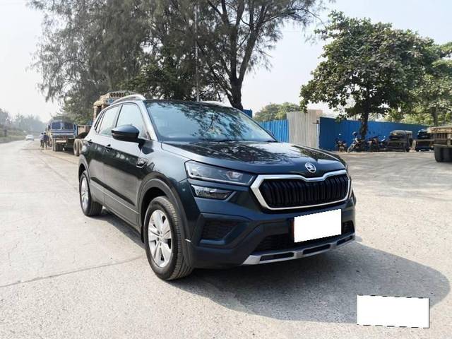 https://images10.gaadi.com/usedcar_image/4385498/original/processed_09d00540081fb07b13ad92d6d445604f.jpg?imwidth=6400