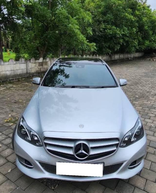 https://images10.gaadi.com/usedcar_image/4385557/original/processed_251ccbd8-fc38-4443-9000-6f9fc9e79e25.jpg?imwidth=6402