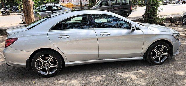 Second-hand 2015 Mercedes-Benz CLA 200 Sport Edition for sale in New Delhi-5
