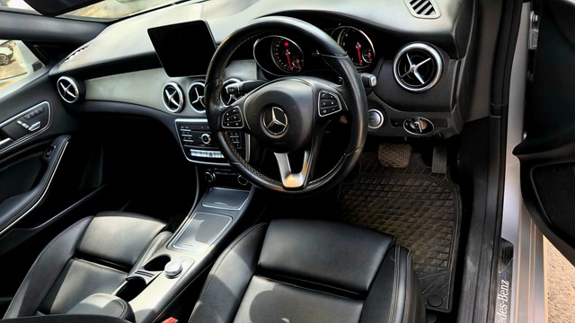 Second-hand 2015 Mercedes-Benz CLA 200 Sport Edition for sale in New Delhi-8