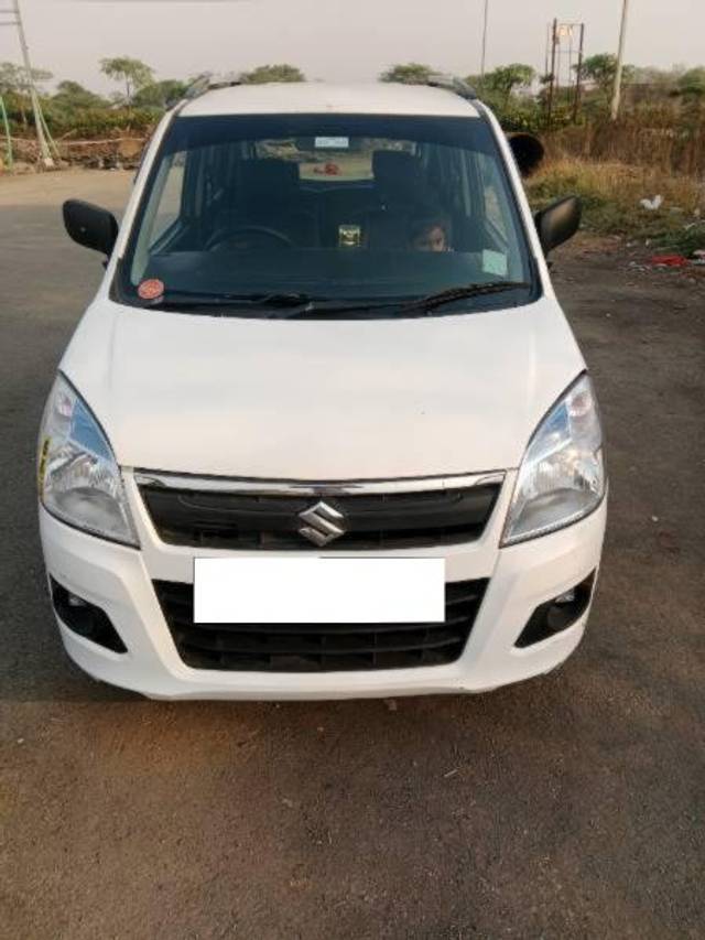 https://images10.gaadi.com/usedcar_image/4385668/original/processed_c8f24fc9-efb9-4c84-b255-1050c9df4646.jpg?imwidth=6400