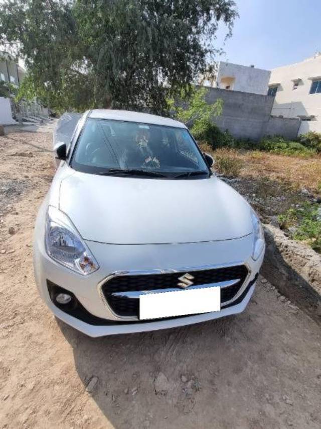 https://images10.gaadi.com/usedcar_image/4385683/original/processed_449e474f-5c9d-4f6b-988a-6e3d67c8b5ff.jpg?imwidth=6400