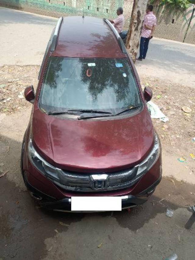 https://images10.gaadi.com/usedcar_image/4385703/original/daeb7139be07dee6608a08c2626d7d13.jpg?imwidth=6400