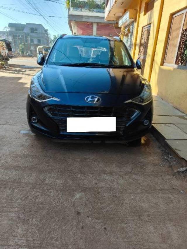 https://images10.gaadi.com/usedcar_image/4385757/original/processed_92c20643-bd2a-4236-a62a-1226ba41d5b7.jpg?imwidth=6400