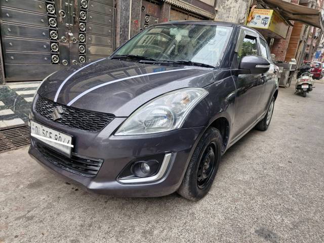 https://images10.gaadi.com/usedcar_image/4385804/original/processed_ccc93bb949156a70c1f343539160d1ad.jpg?imwidth=6402