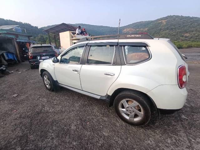 https://images10.gaadi.com/usedcar_image/4385822/original/processed_fe0549b3-3690-4638-8062-ec86bee94604.jpg?imwidth=6402