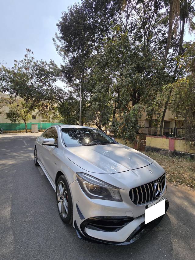 https://images10.gaadi.com/usedcar_image/4385831/original/processed_749a768c64b7632cb555f7475c1b5d0a.jpg?imwidth=6400