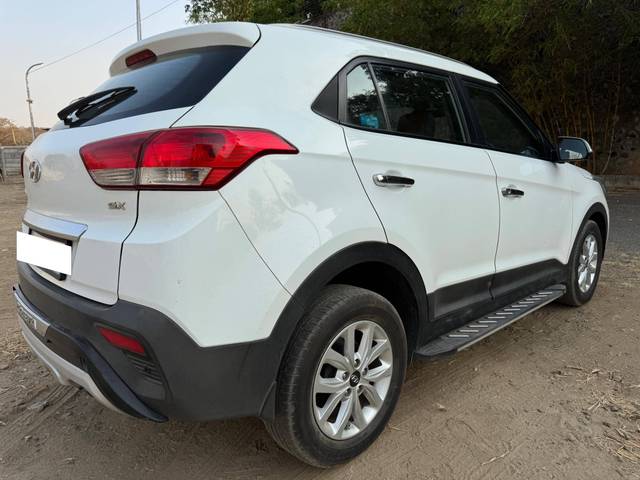 https://images10.gaadi.com/usedcar_image/4385927/original/processed_86d5957e8f8a0de18411cc8104283297.jpg?imwidth=6402