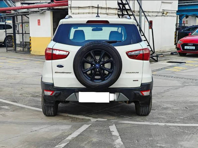 https://images10.gaadi.com/usedcar_image/4386000/original/acae7f29f775f77e70c71a35ed6359f6.png?imwidth=6402