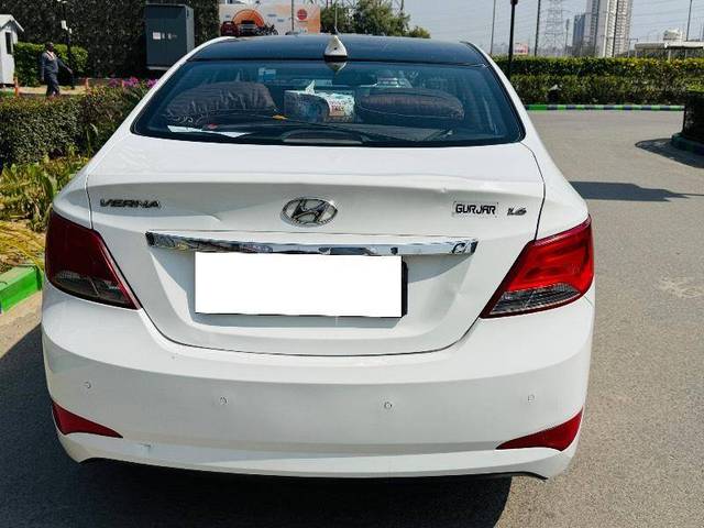 https://images10.gaadi.com/usedcar_image/4386033/original/f55a049d438ff65643754c47fd6d8f2f.jpeg?imwidth=6401