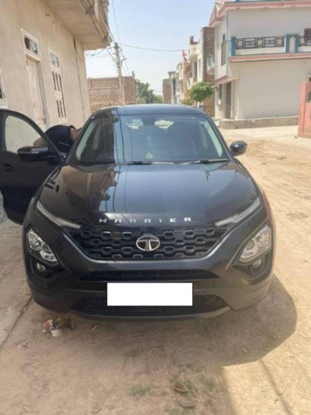 https://images10.gaadi.com/usedcar_image/4386053/original/processed_5c77acd2-8093-40e3-94df-f6e32188b75b.jpeg?imwidth=6400