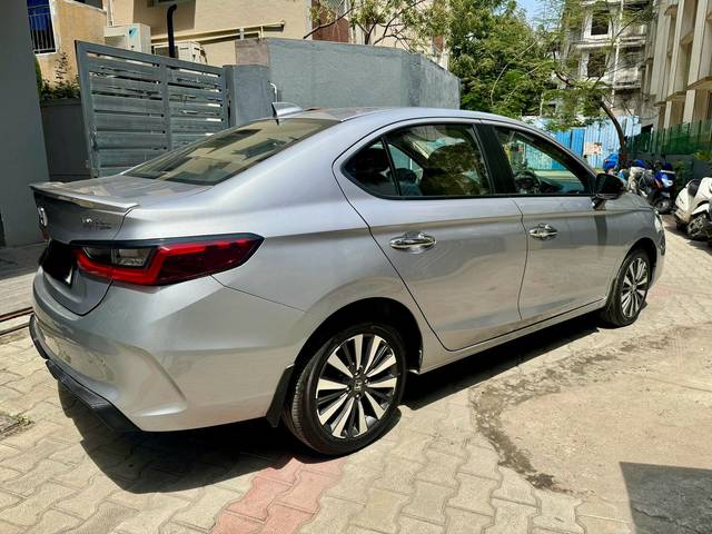 https://images10.gaadi.com/usedcar_image/4386055/original/8ea3b2e8c792dcbbbac8abb2d20773e6.jpg?imwidth=6401