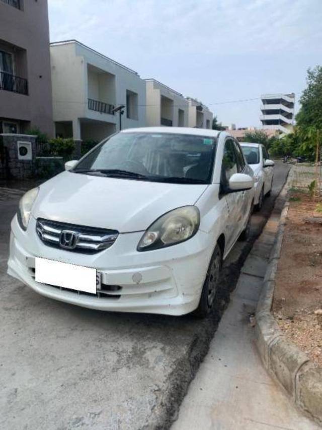 https://images10.gaadi.com/usedcar_image/4386114/original/6d31168941156a0d2989ed5810b1ad23.jpeg?imwidth=6400