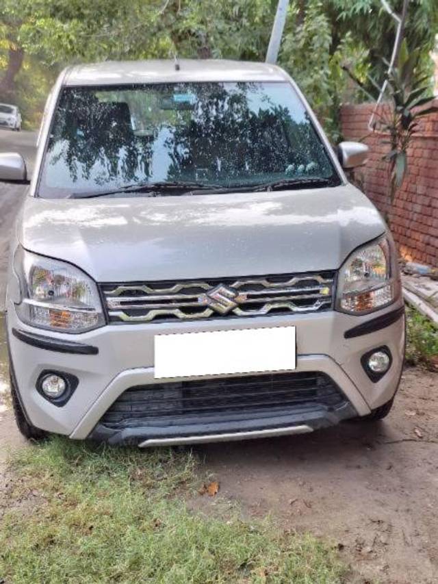 https://images10.gaadi.com/usedcar_image/4386155/original/processed_624520d4-d5de-4fe3-b8d5-49fc7434f3fe.jpg?imwidth=6400