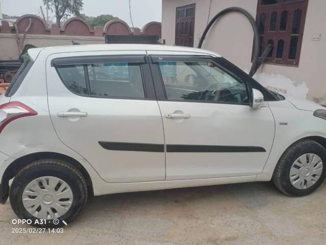 https://images10.gaadi.com/usedcar_image/4386185/original/processed_cb8ae514-462b-4e71-a7eb-a9d5254d72c1.jpg?imwidth=6402