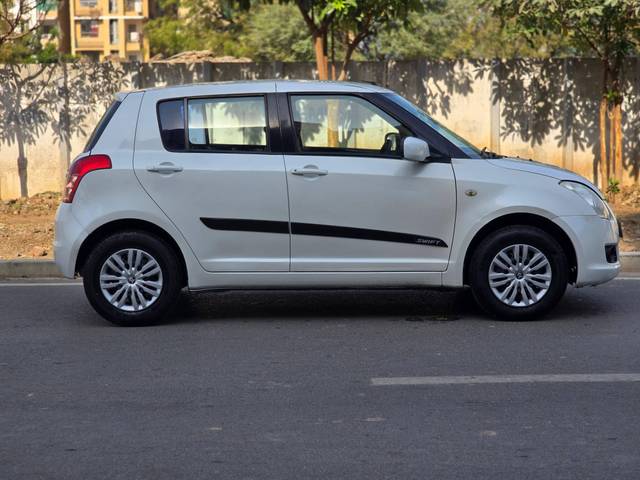 https://images10.gaadi.com/usedcar_image/4386211/original/processed_24dd09df6899ca744939025b501a15a1.jpg?imwidth=6401