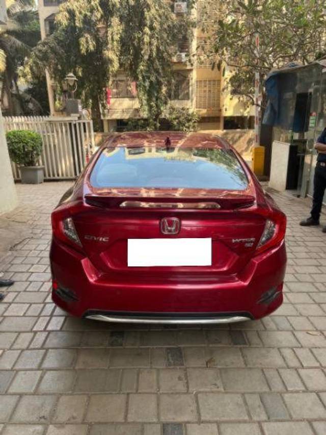 https://images10.gaadi.com/usedcar_image/4386250/original/0ec8e5035f7eaef486d6e0d9f3ac3be9.jpeg?imwidth=6400