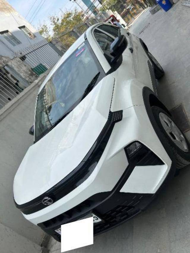 https://images10.gaadi.com/usedcar_image/4386257/original/c7f95d04de21700afe51b302b3c4ffb7.jpeg?imwidth=6400