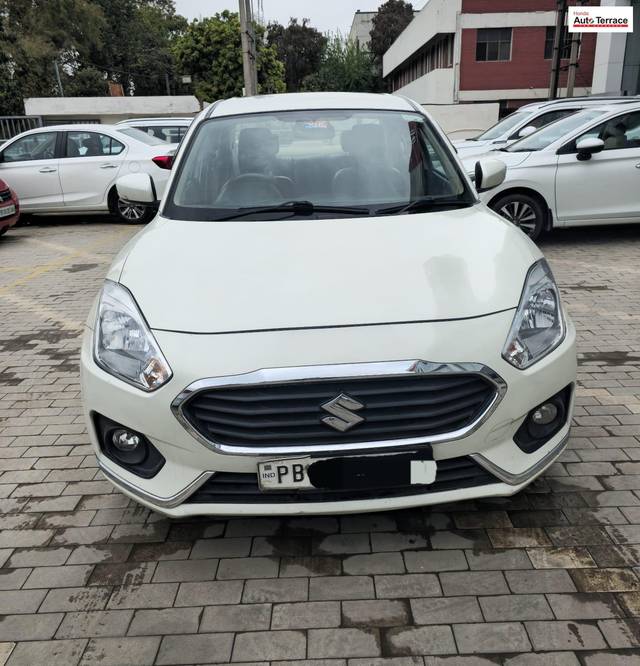 https://images10.gaadi.com/usedcar_image/4386329/original/f2bcafdcfea519600db1a0feda0e74ab.jpg?imwidth=6400