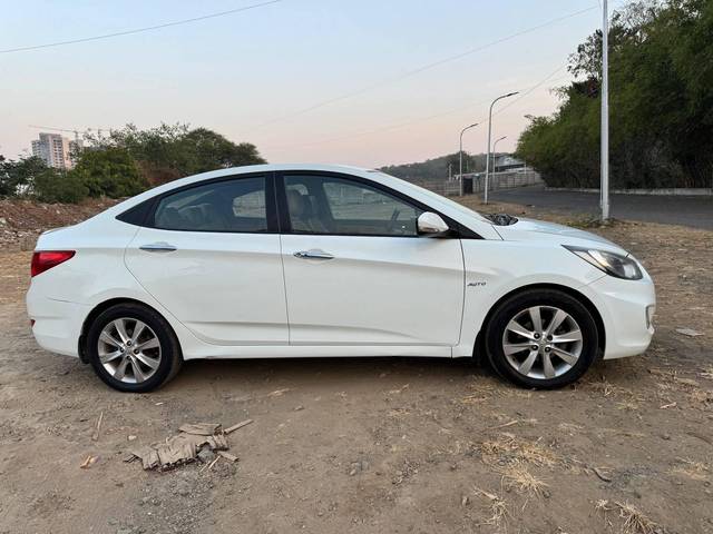 https://images10.gaadi.com/usedcar_image/4386420/original/processed_08196f2f4838dcf9c5d0e443d55cecbc.jpg?imwidth=6401