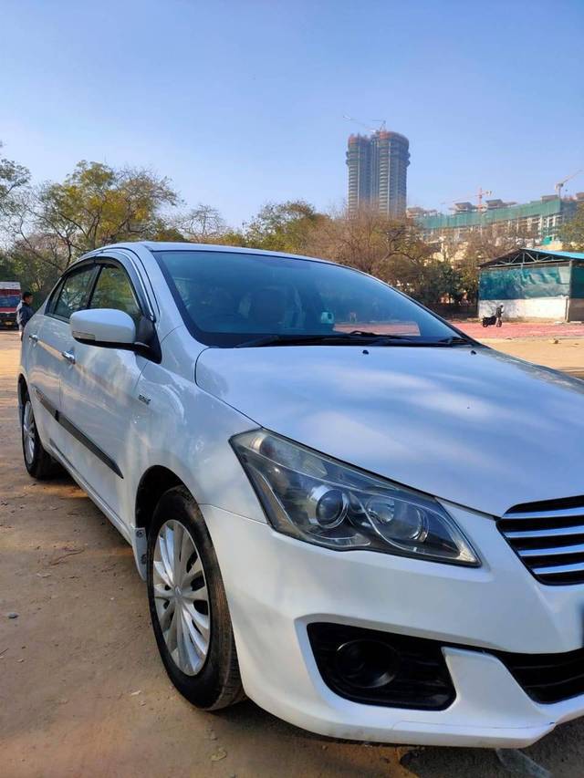 https://images10.gaadi.com/usedcar_image/4386427/original/processed_763240b7f78eae5d84eb7e373ace2123.jpg?imwidth=6400