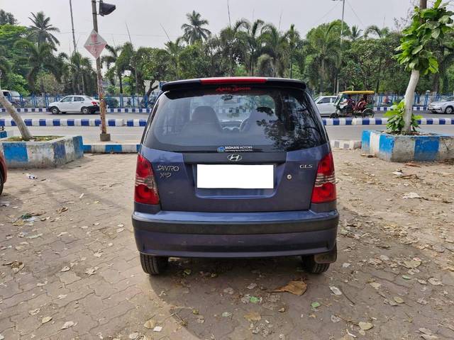 https://images10.gaadi.com/usedcar_image/4386496/original/processed_0fee2b08cad4840dce4e8aa7574d5f50.jpg?imwidth=6402