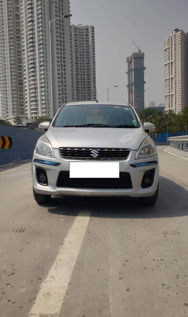 https://images10.gaadi.com/usedcar_image/4386599/original/processed_8c105cce14bb52f2fb01f26e8747daf0.jpg?imwidth=6400